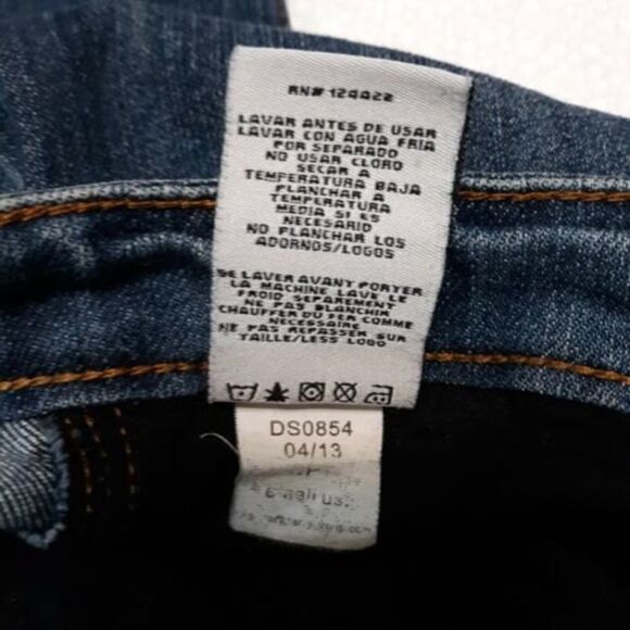 DKNY Greenwich Womens Sz 16 Denim Blue Jeans with Embroidery Mid Rise Skinny - Picture 6 of 11